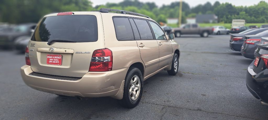 2005 Toyota Highlander Image 8