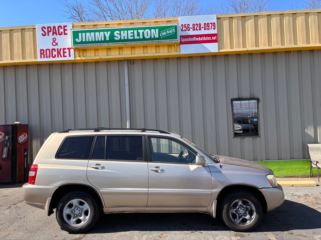 2005 Toyota Highlander Image 1