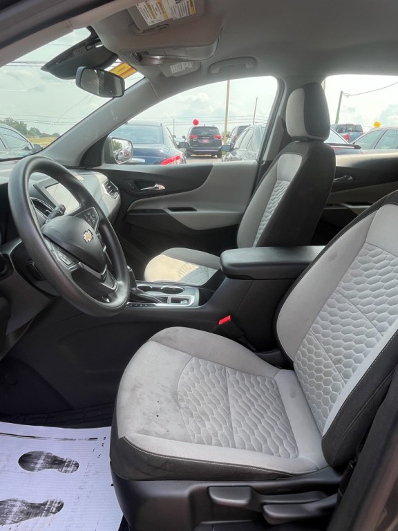 2019 Chevrolet Equinox Image 2