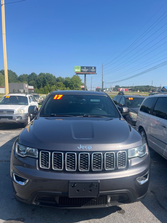 2017 Jeep Grand Cherokee Image 2