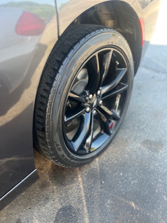 2018 Dodge Charger Image 15