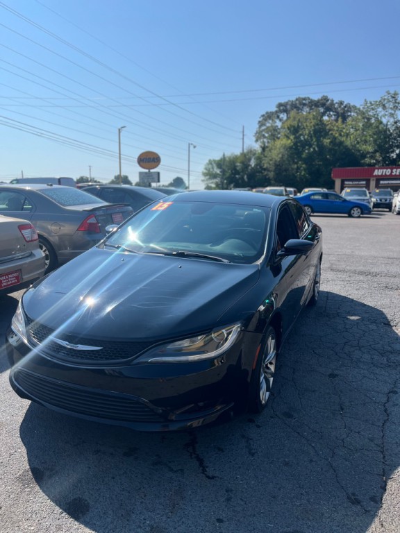 2015 Chrysler 200 Image 3