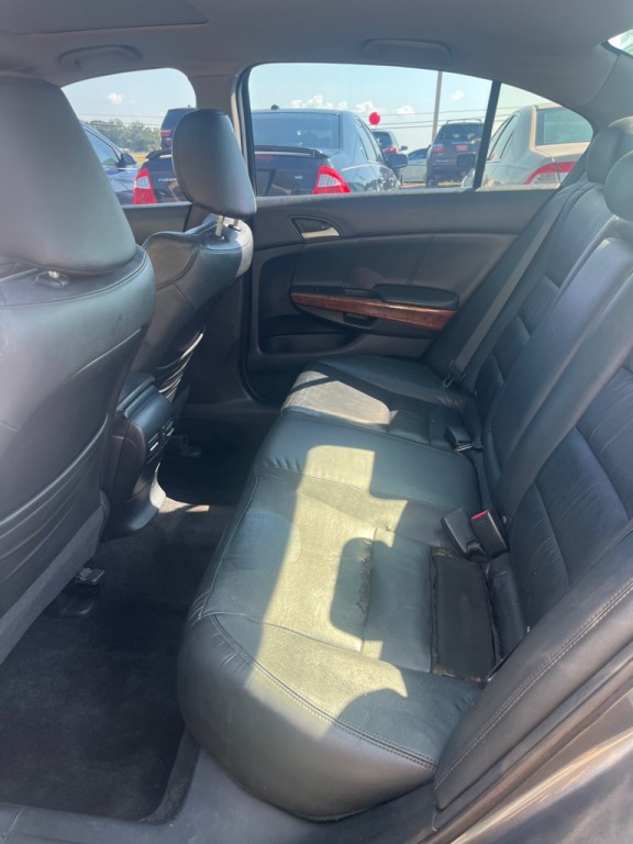2011 Honda Accord Image 17