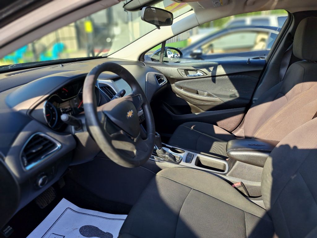 2016 Chevrolet Cruze Image 9