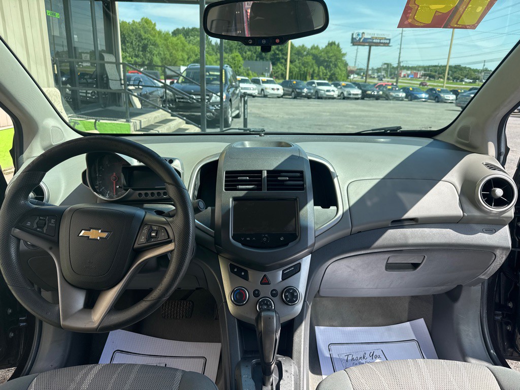 2014 Chevrolet Sonic Image 7