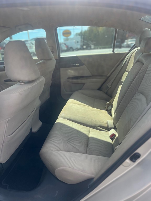 2015 Honda Accord Image 7