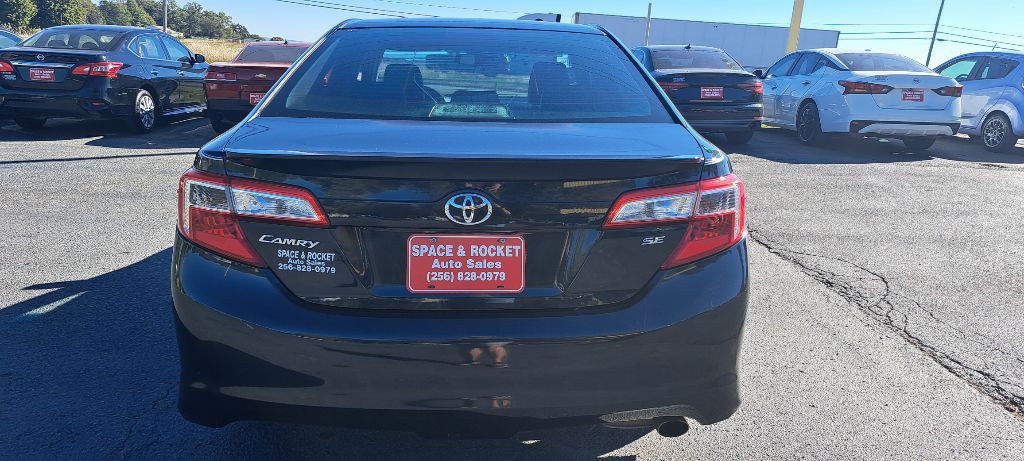 2014 Toyota Camry Image 5