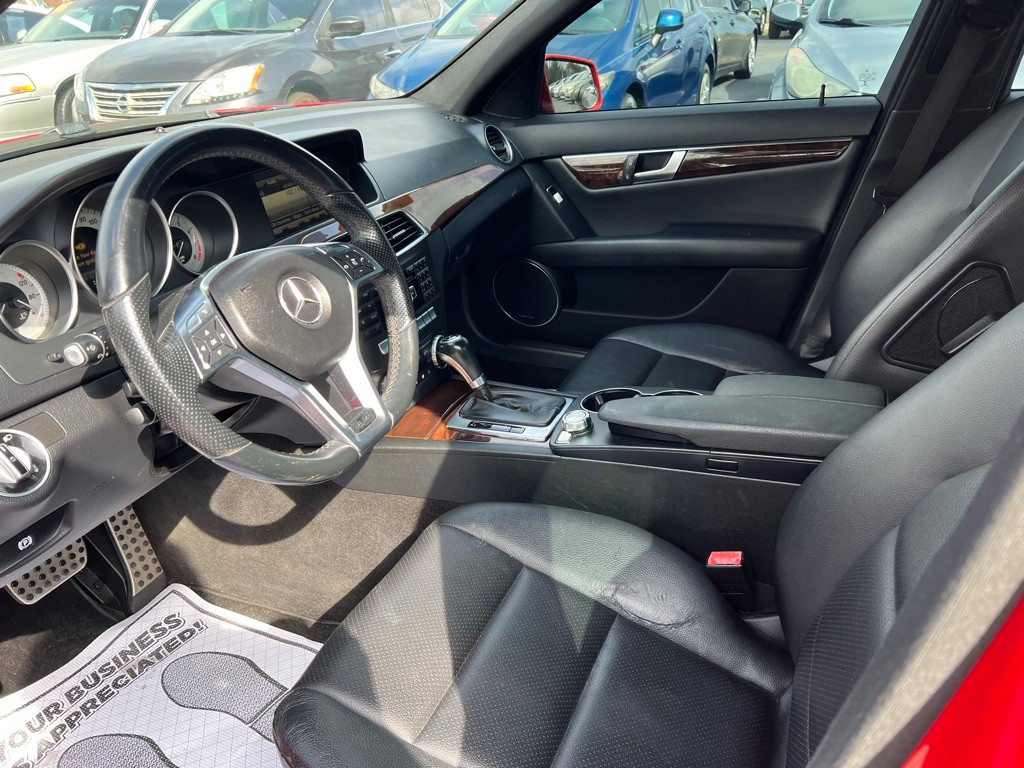 2014 Mercedes-Benz C-Class Image 8