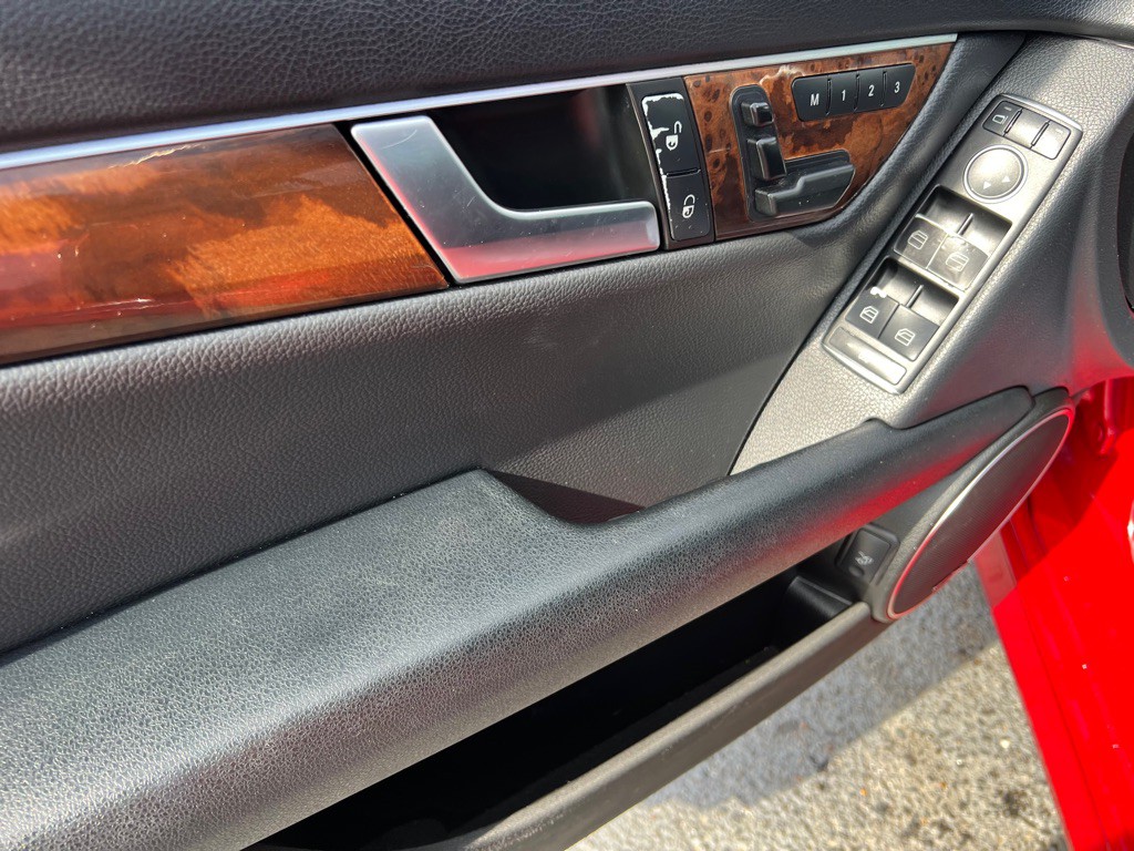 2014 Mercedes-Benz C-Class Image 13