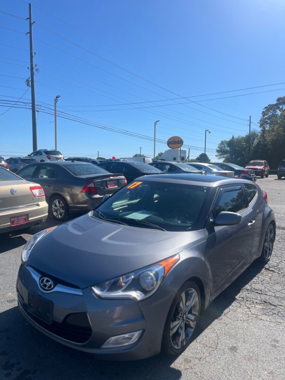 2017 Hyundai Veloster Image 3