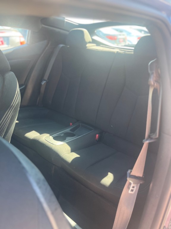 2017 Hyundai Veloster Image 8