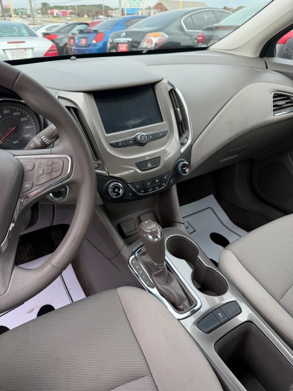 2016 Chevrolet Cruze Image 9