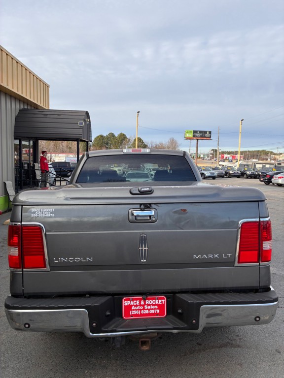 2007 Lincoln Mark LT Image 8