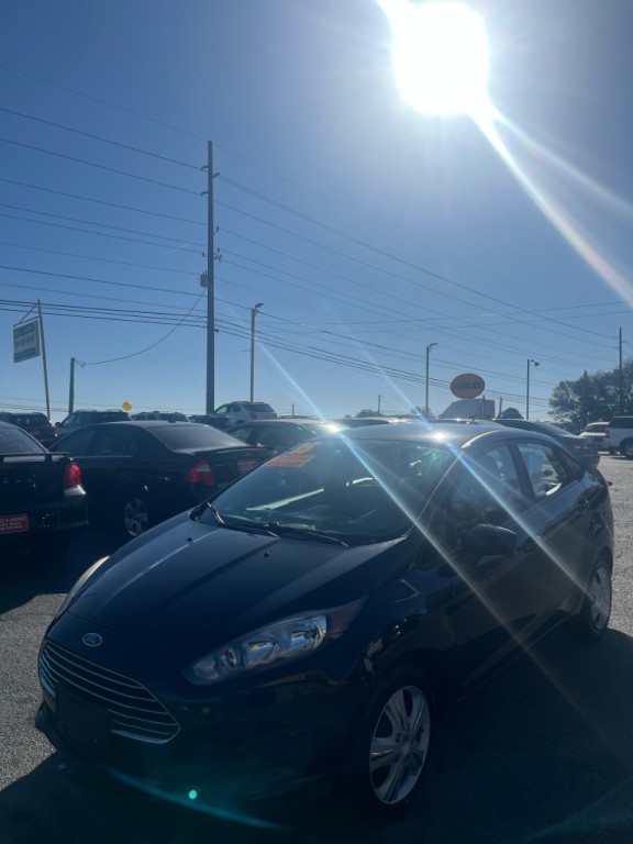 2015 Ford Fiesta Image 3