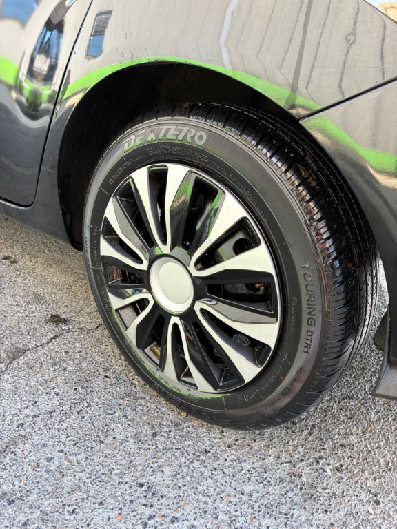 2015 Ford Fiesta Image 8