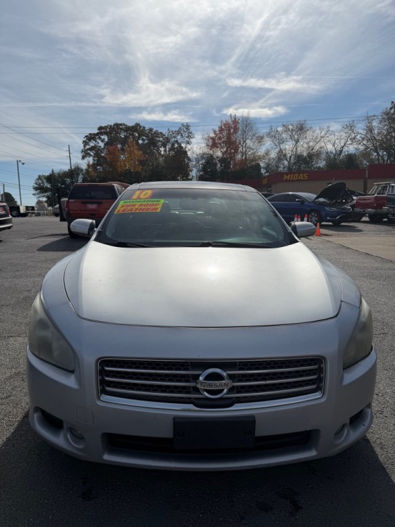 2010 Nissan Maxima Image 2