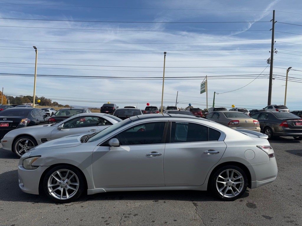 2010 Nissan Maxima Image 6