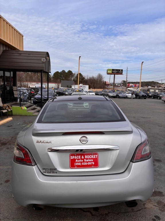 2010 Nissan Maxima Image 7
