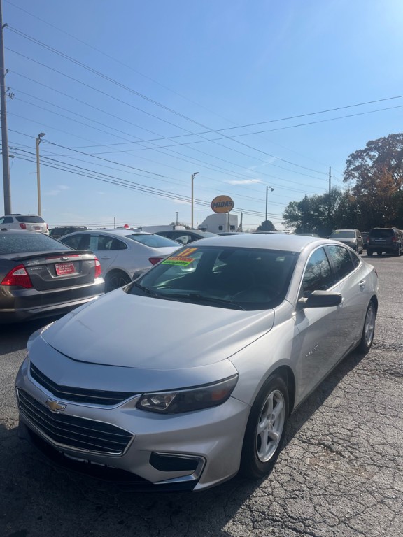 2017 Chevrolet Malibu Image 3