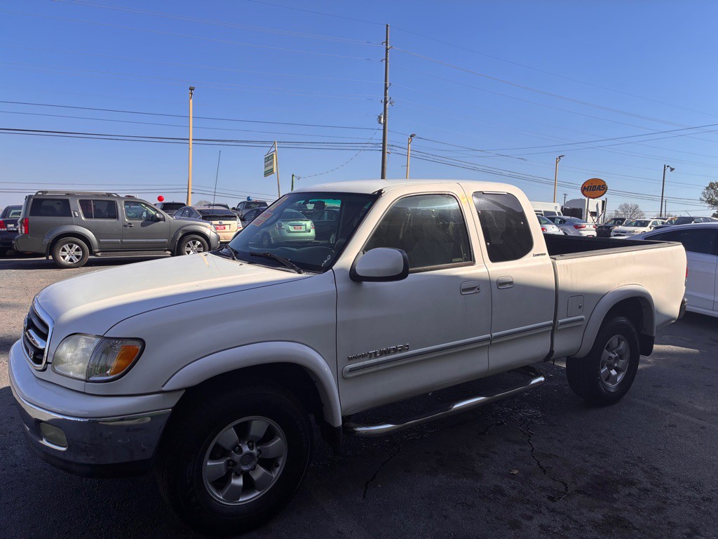 2002 Toyota Tundra Image 3
