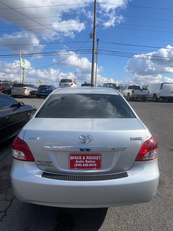 2008 Toyota Yaris Image 5