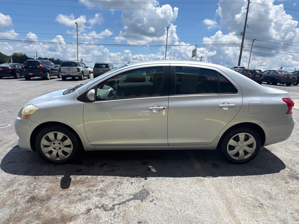2008 Toyota Yaris Image 3