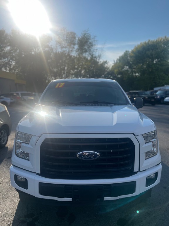 2017 Ford F-150 Image 2