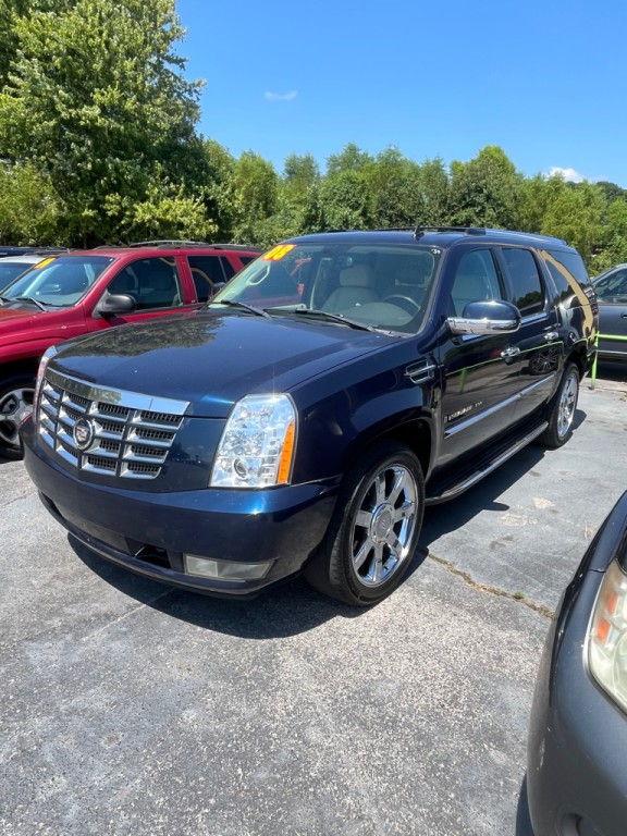 2008 Cadillac Escalade Image 2