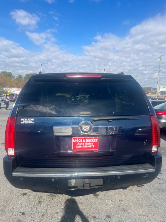 2008 Cadillac Escalade Image 12