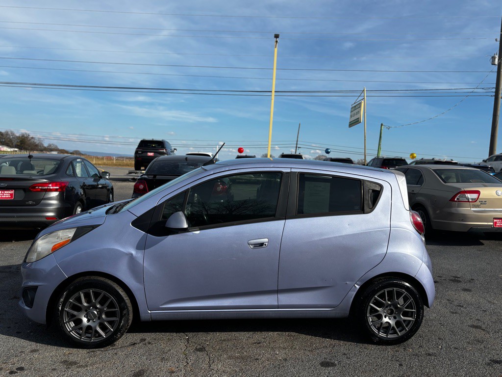2014 Chevrolet Spark Image 4