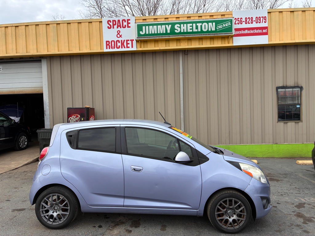 2014 Chevrolet Spark Image 1