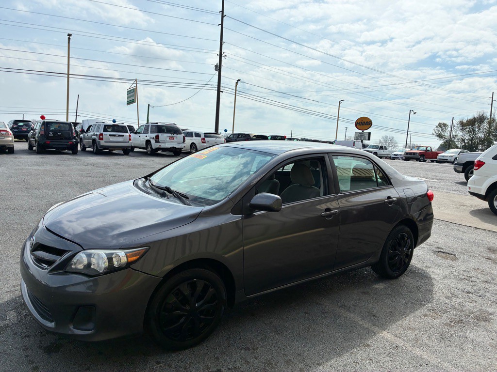 2012 Toyota Corolla Image 3