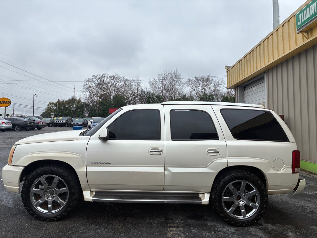 2002 Cadillac Escalade Image 7