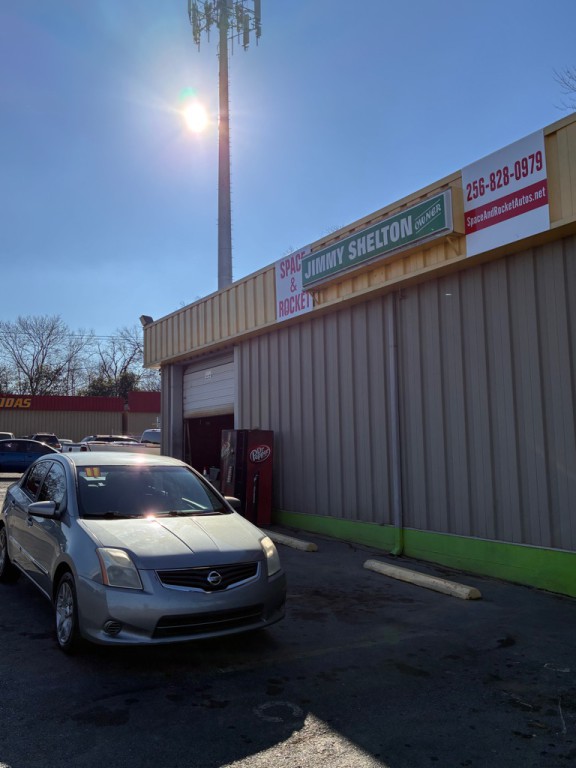 2011 Nissan Sentra Image 2