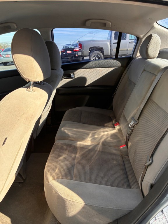 2011 Nissan Sentra Image 4