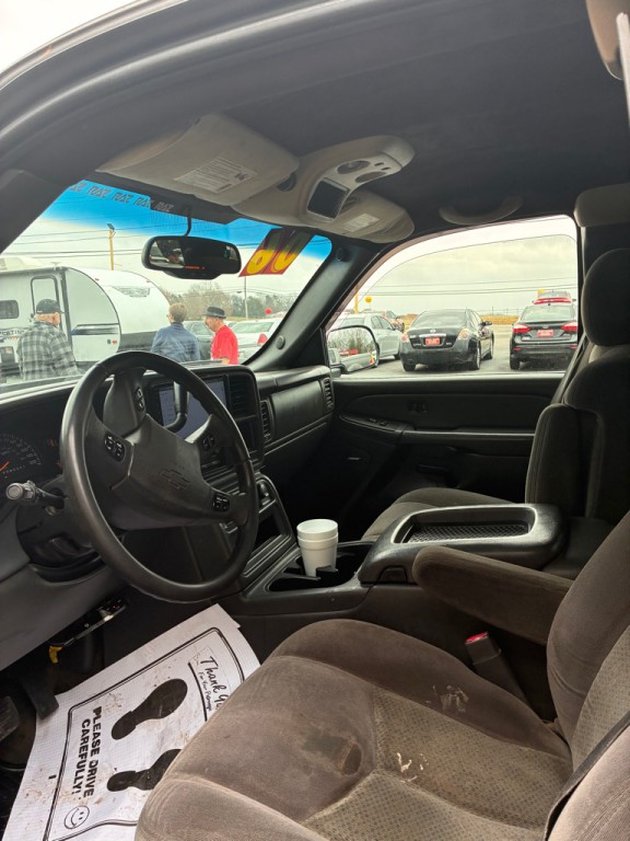 2006 Chevrolet Silverado 1500 Image 3