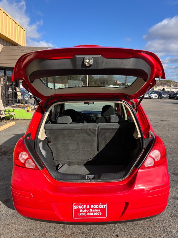 2010 Nissan Versa Image 7