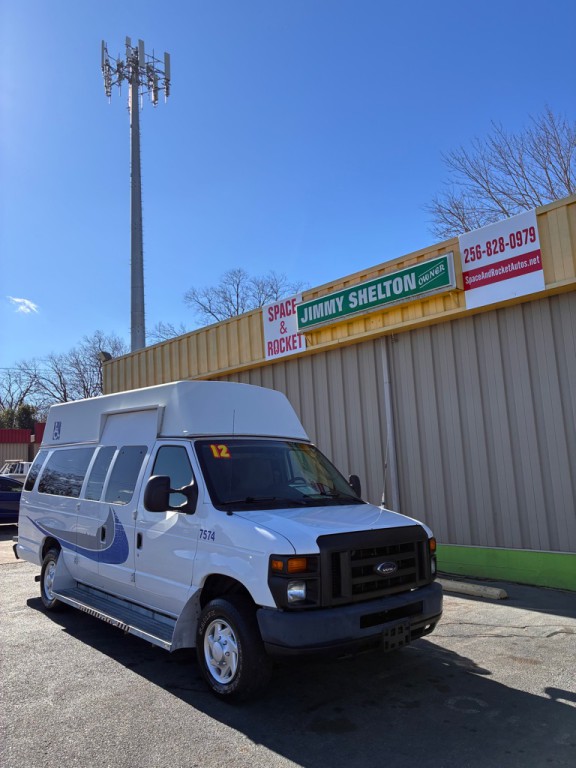 2012 Ford Econoline Image 2