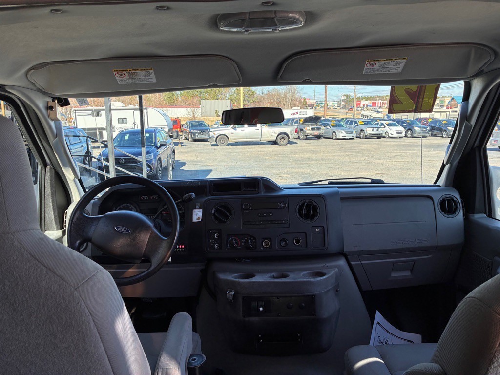2012 Ford Econoline Image 8