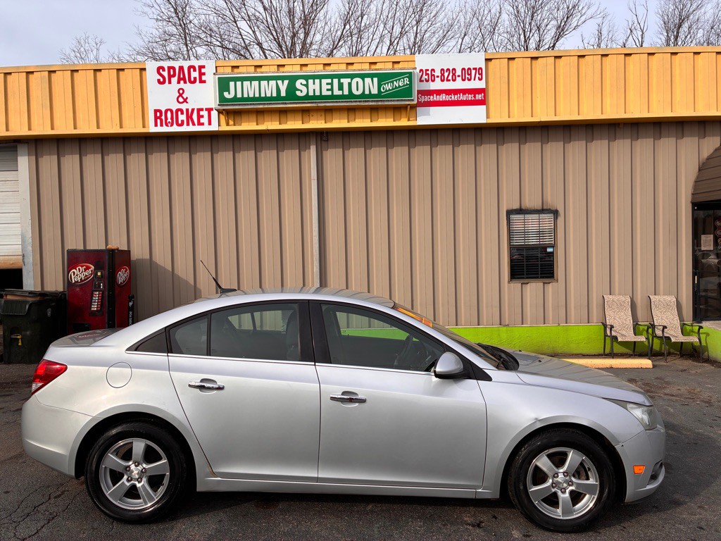 2014 Chevrolet Cruze Image 1