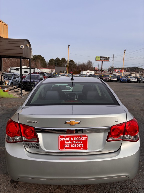 2014 Chevrolet Cruze Image 7