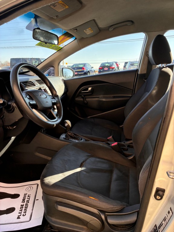 2012 Kia Rio Image 4