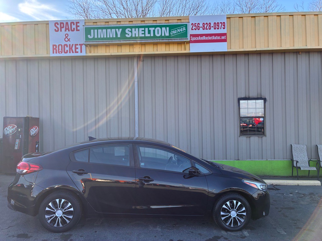 2018 Kia Forte Image 1