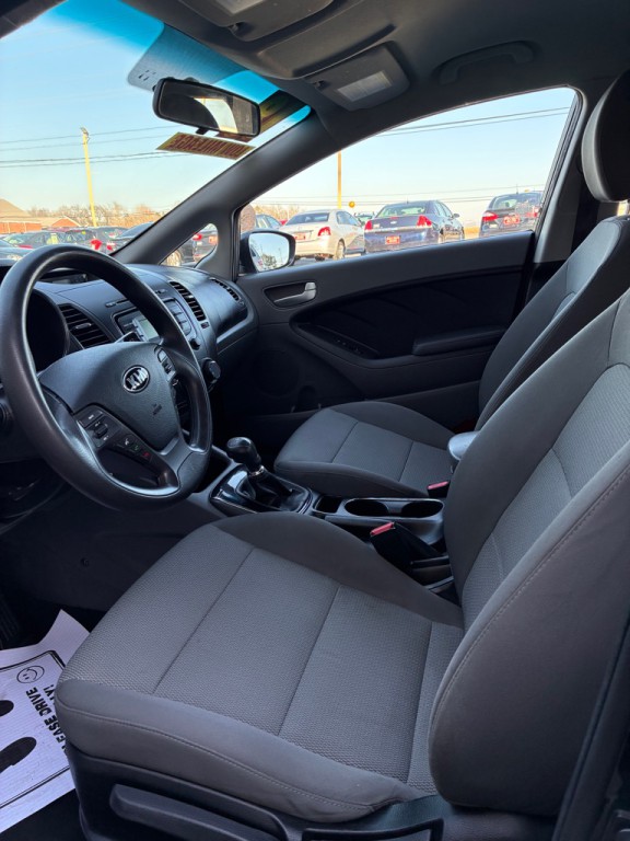 2018 Kia Forte Image 4
