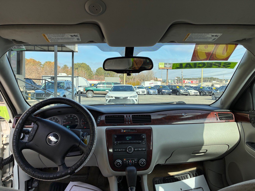 2009 Chevrolet Impala Image 6