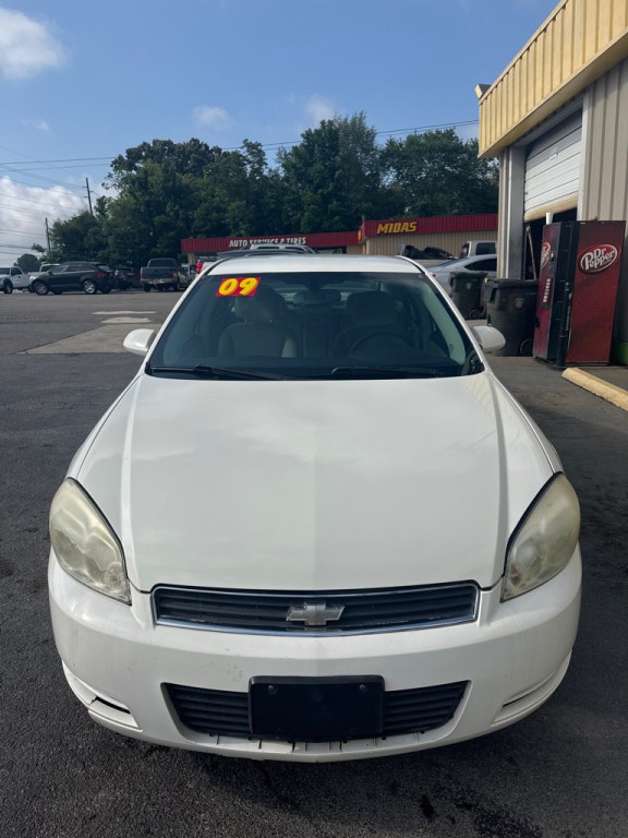 2009 Chevrolet Impala Image 2