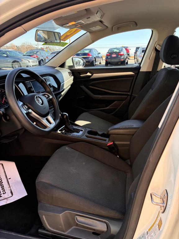2019 Volkswagen Jetta Image 4