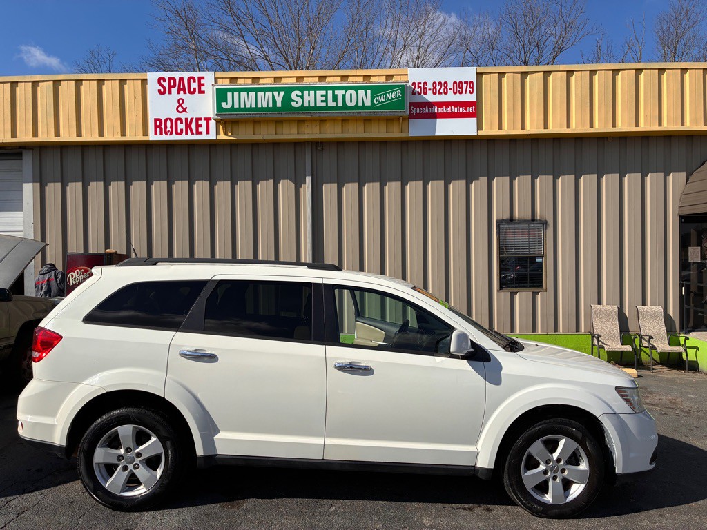 2011 Dodge Journey Image 1