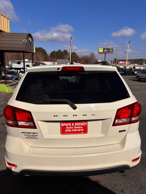 2011 Dodge Journey Image 8
