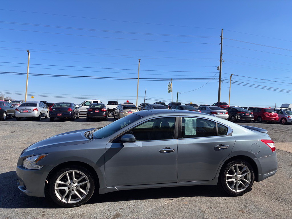 2011 Nissan Maxima Image 3